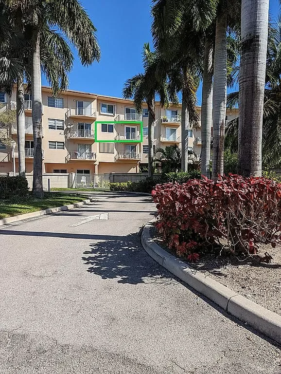 1967 S Ocean Blvd Apt 318C, Lauderdale-By-The-Sea, FL 33062